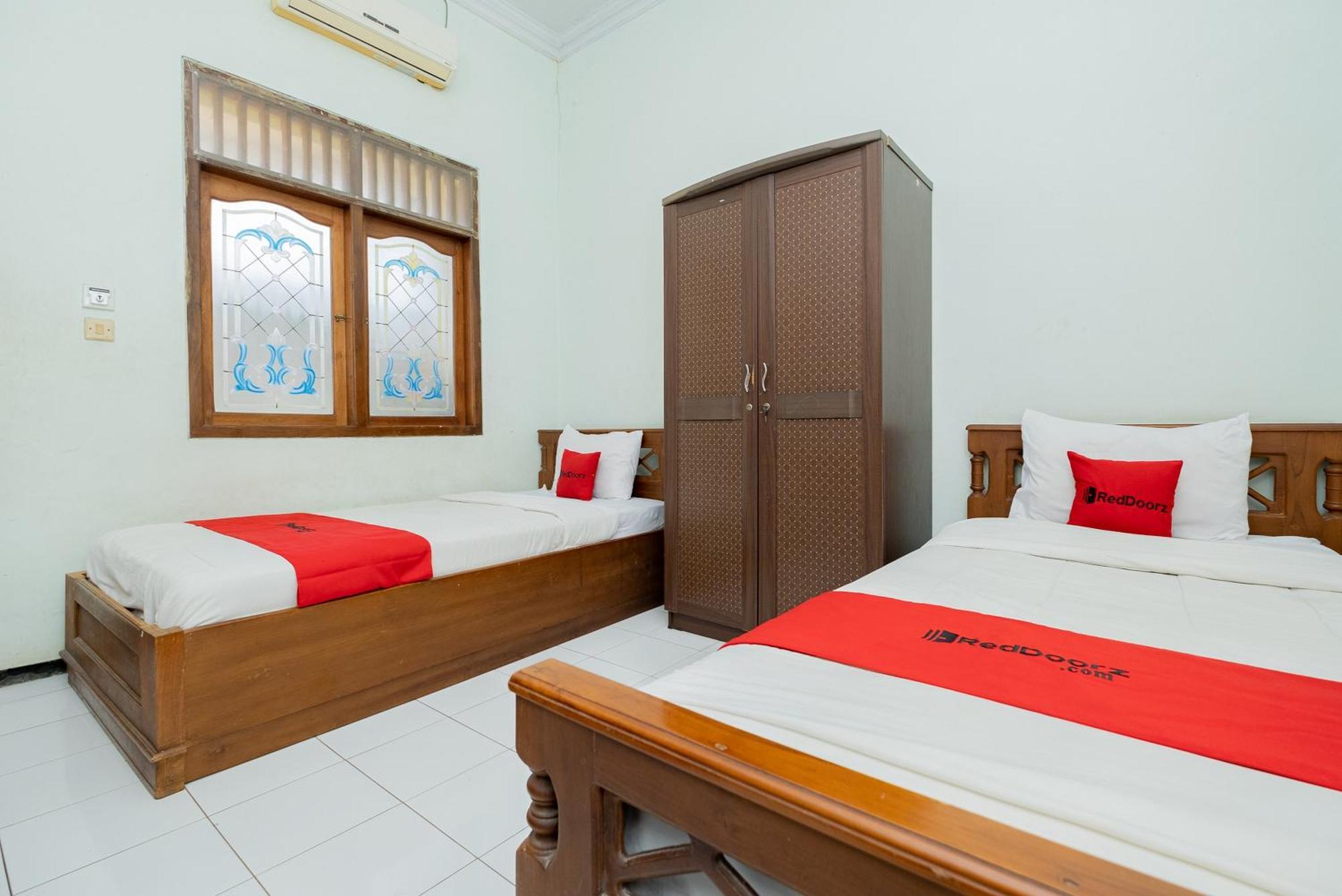 Reddoorz Syariah At Jalan Sunan Giri Tuban 투반 외부 사진